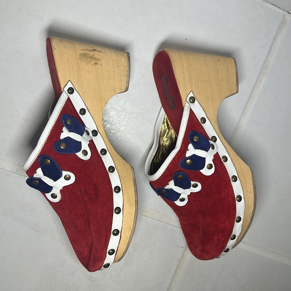 Dolce & Gabbana Red Suede Butterfly Wooden Heel Platform Clogs Women’s Size 35 - Picture 4 of 11